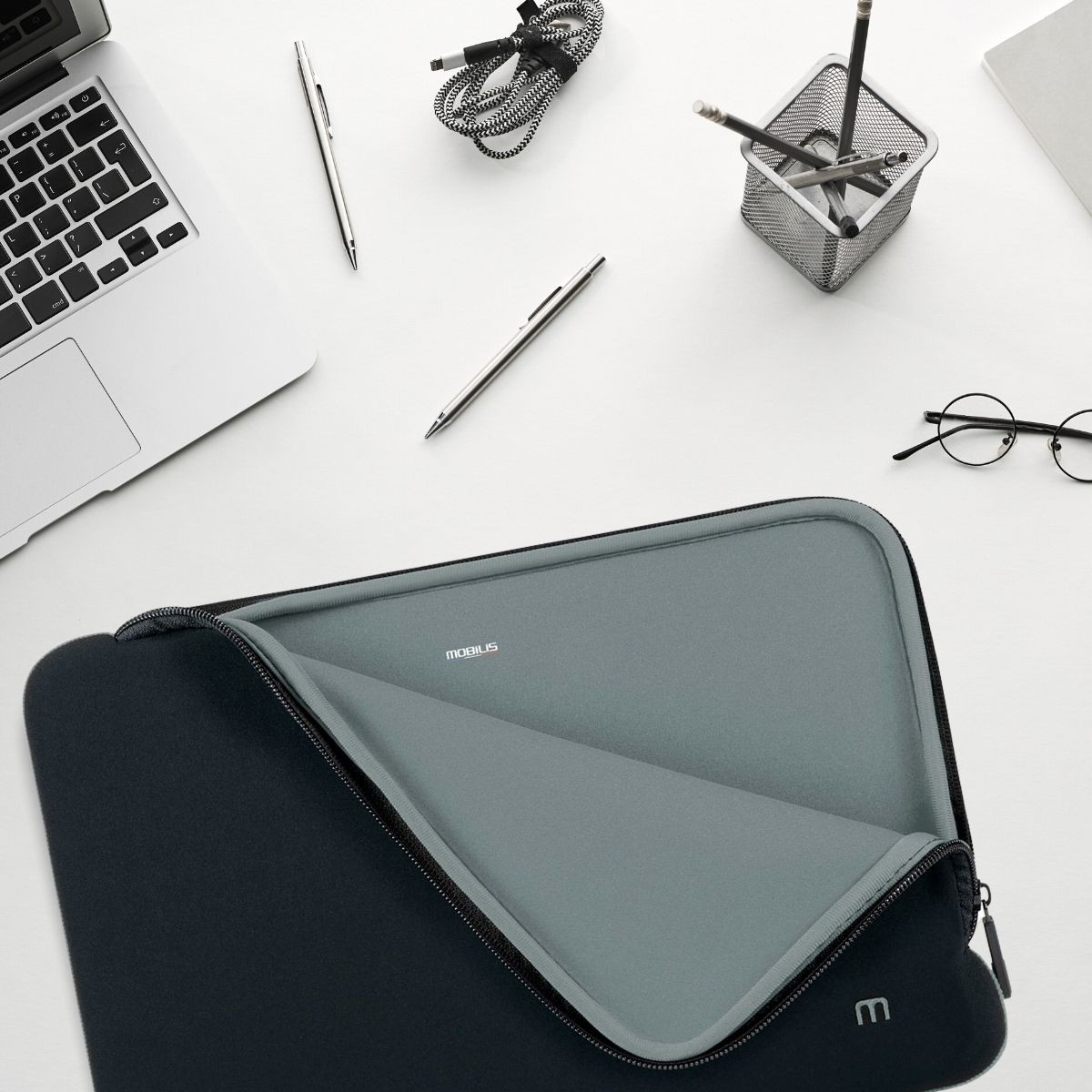 color laptop sleeve